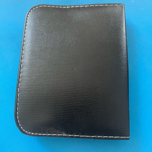 Grooming Travel Set (new) - Picture 3 of 3